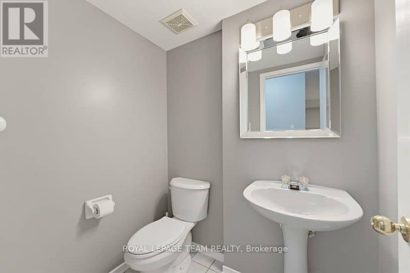 44 Jackman Terrace — photo 10 of 33