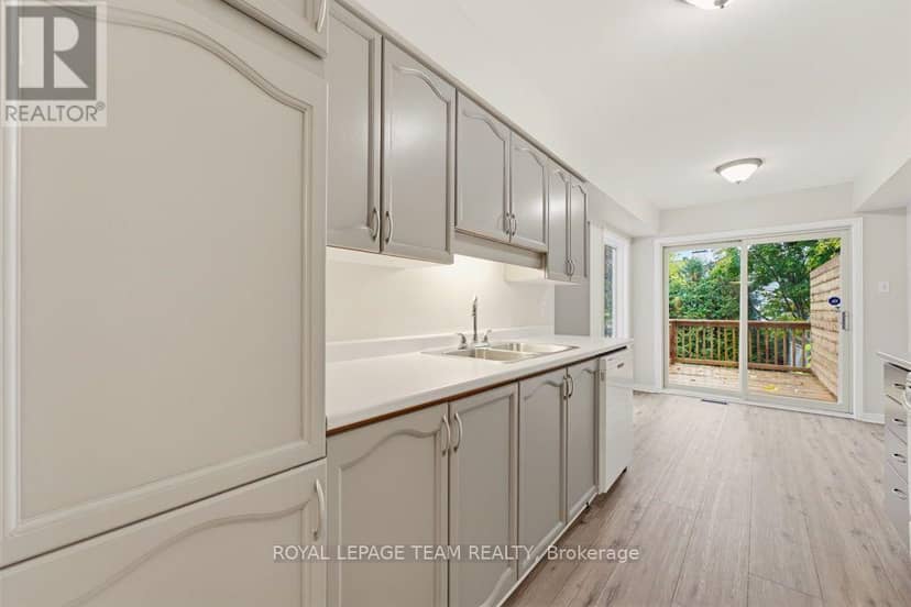 44 Jackman Terrace — photo 14 of 33