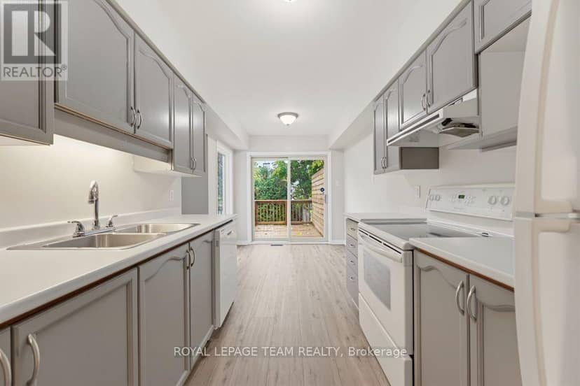 44 Jackman Terrace — photo 15 of 33