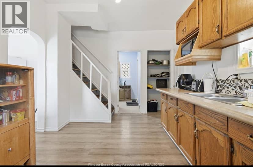 1023 Hall Avenue — photo 12 of 19