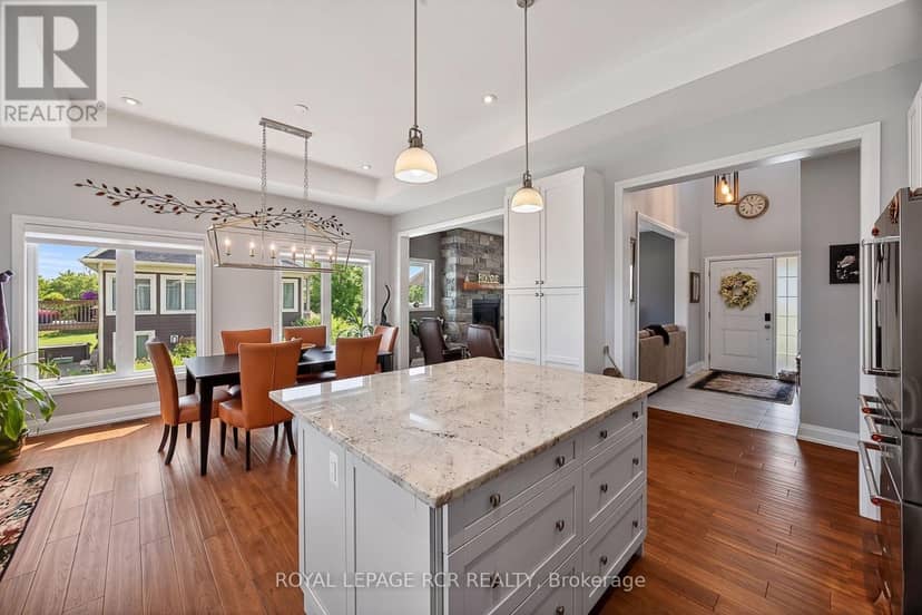 3 Thoroughbred Drive — photo 10 of 40