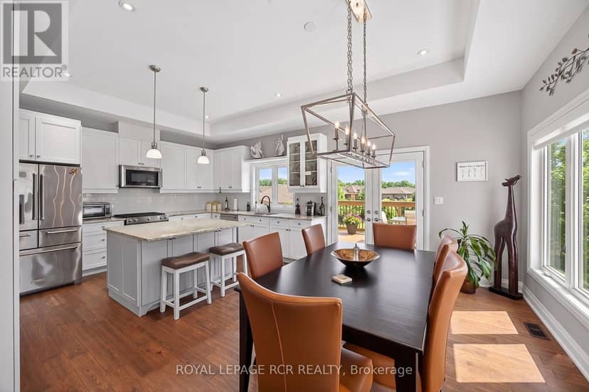 3 Thoroughbred Drive — photo 12 of 40
