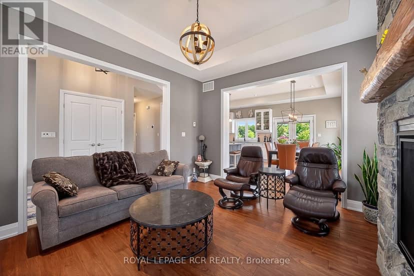 3 Thoroughbred Drive — photo 15 of 40