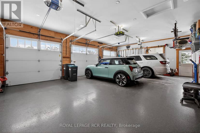 3 Thoroughbred Drive — photo 23 of 40