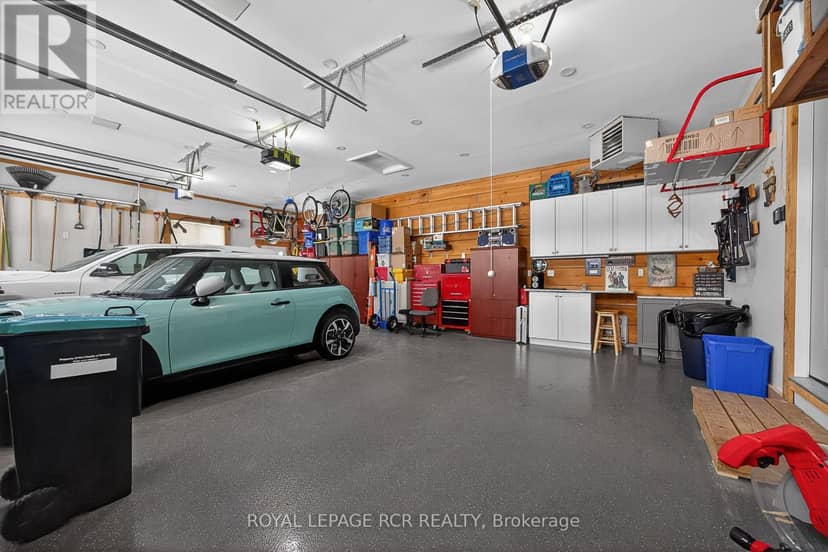 3 Thoroughbred Drive — photo 24 of 40