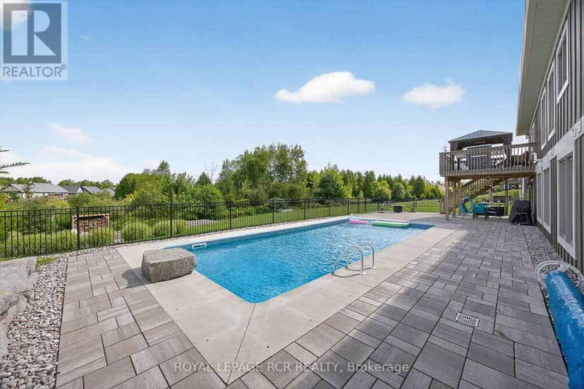 3 Thoroughbred Drive — photo 35 of 40