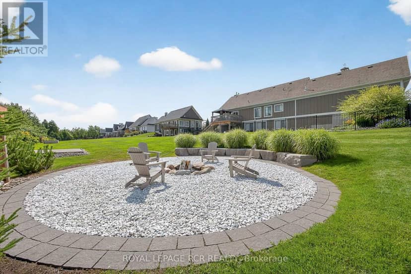 3 Thoroughbred Drive — photo 38 of 40