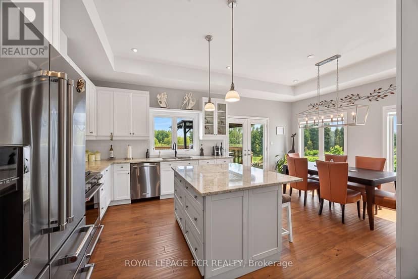 3 Thoroughbred Drive, Oro-Medonte, photo 7