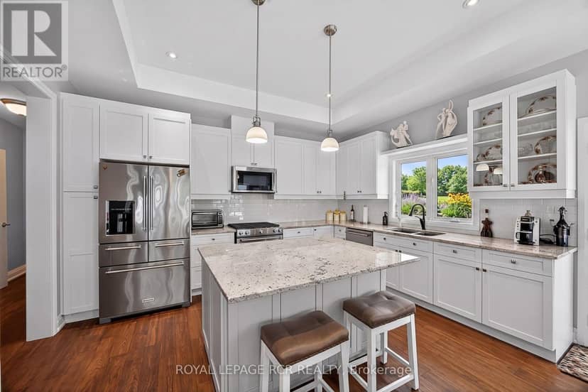 3 Thoroughbred Drive, Oro-Medonte, photo 8