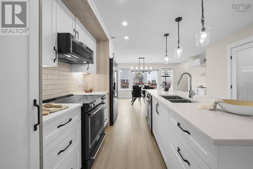 35 Sam Crescent — photo 17 of 40