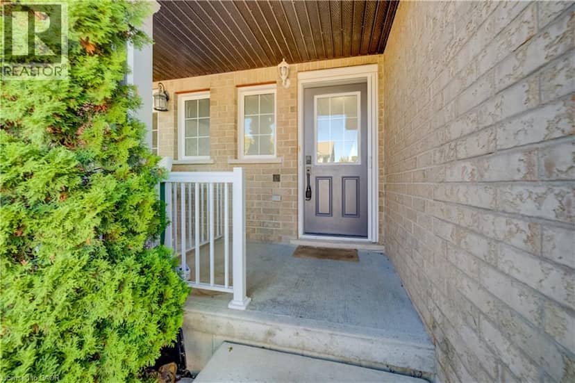 63 SORRENTO Street, Kitchener, photo 3
