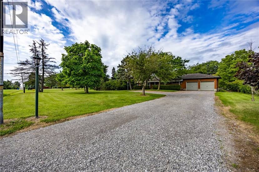 107 ERIE Street, Nanticoke, photo 2