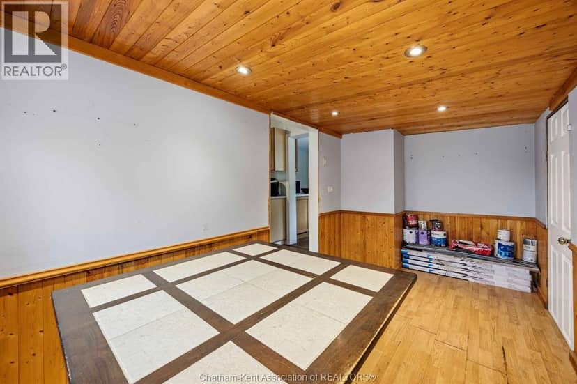 535 Richmond STREET — photo 24 of 40