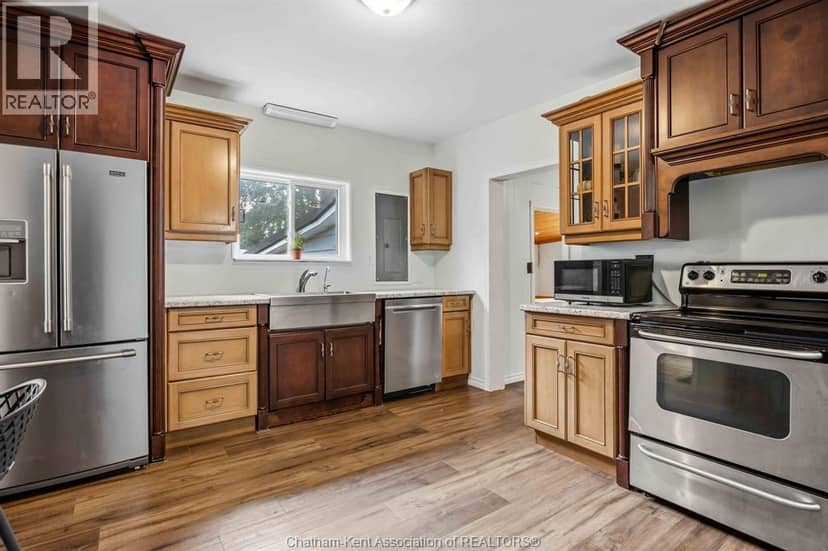 535 Richmond STREET — photo 17 of 40