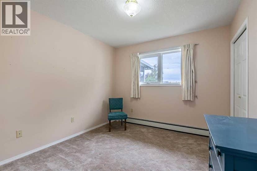 2701 24 Avenue — photo 21 of 40