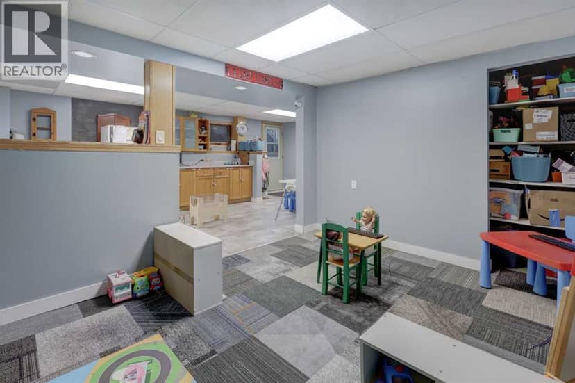2314 26 Street — photo 21 of 40