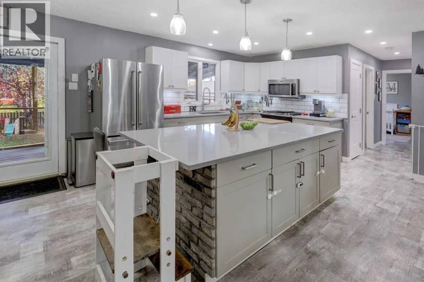 2314 26 Street, Nanton, photo 2