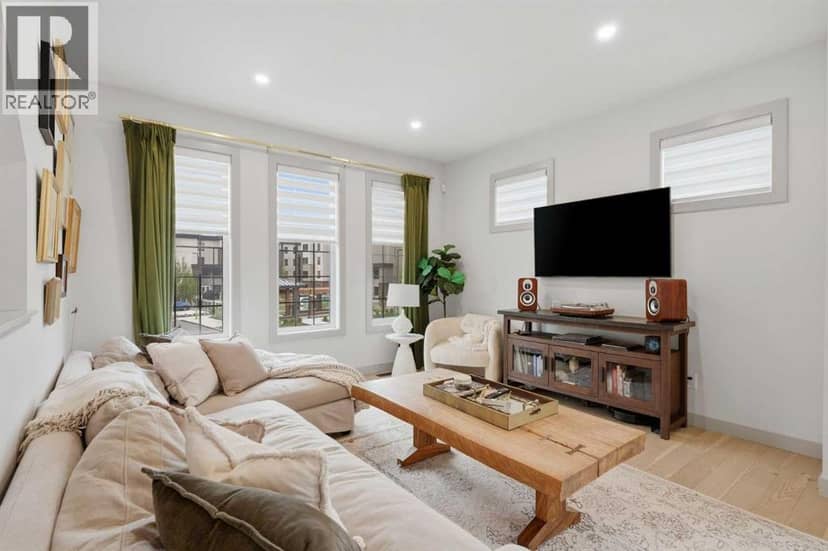85 Greenbriar Place NW, Calgary