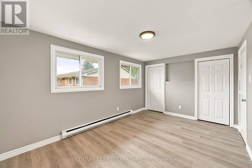 29 - 625 Griffith Street — photo 28 of 39