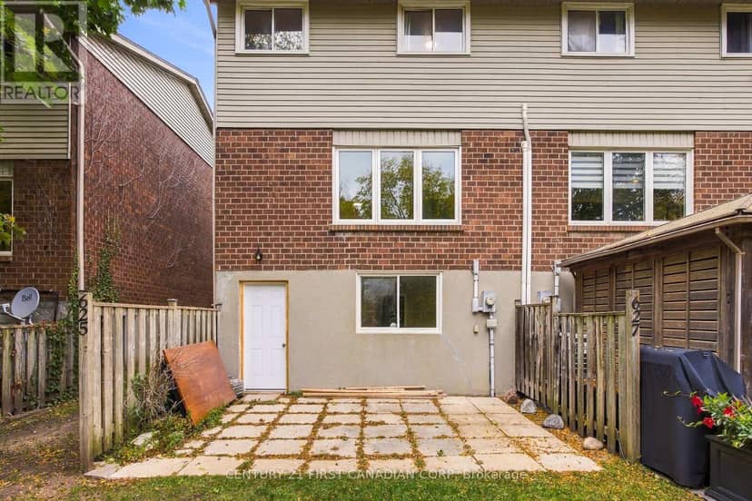 29 - 625 Griffith Street — photo 37 of 39
