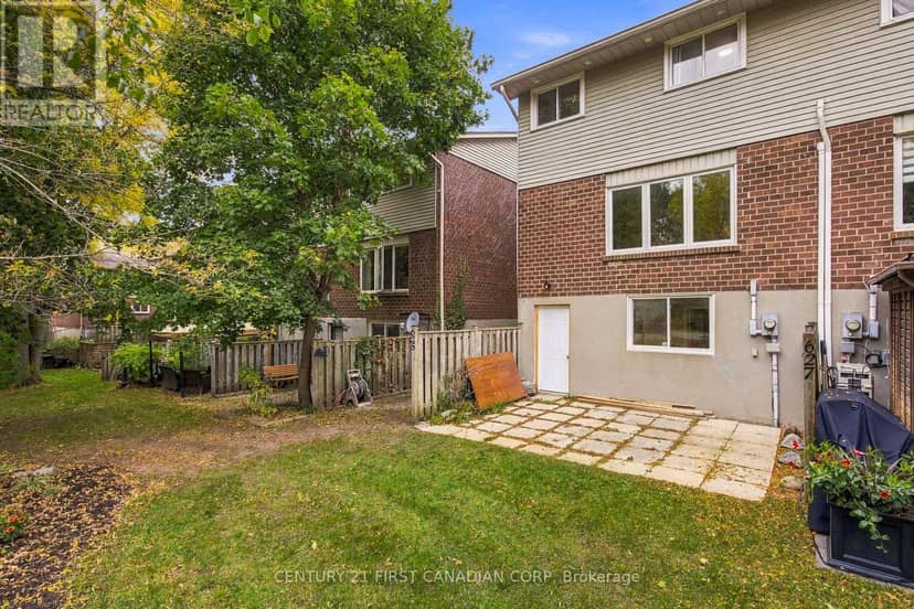 29 - 625 Griffith Street — photo 38 of 39