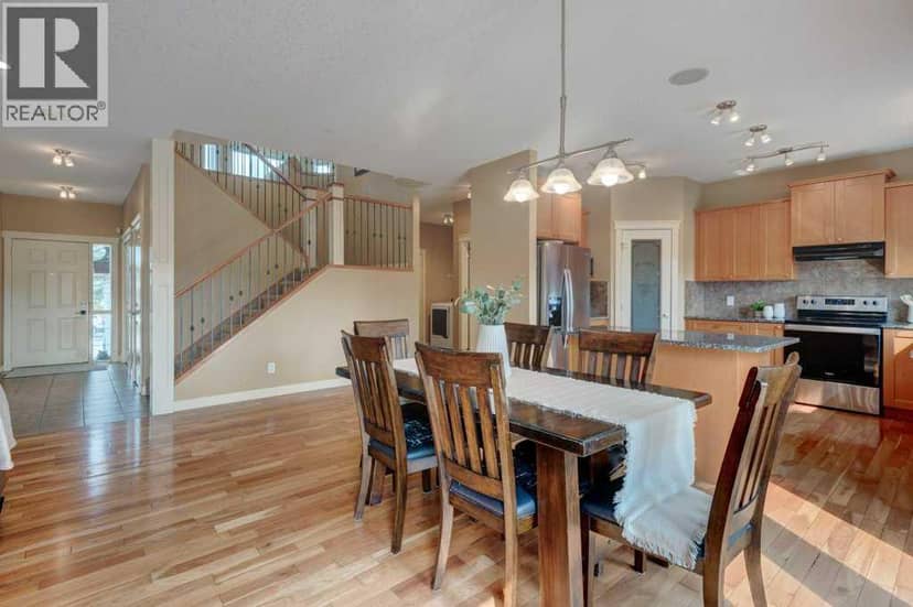 35 Hillcrest Boulevard, Strathmore, photo 8