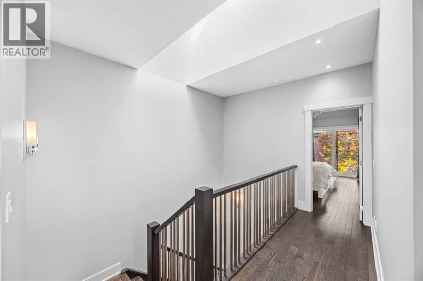 2750 26 Avenue SW — photo 33 of 40