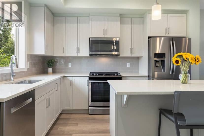 719 Mahogany Boulevard SE — photo 19 of 40