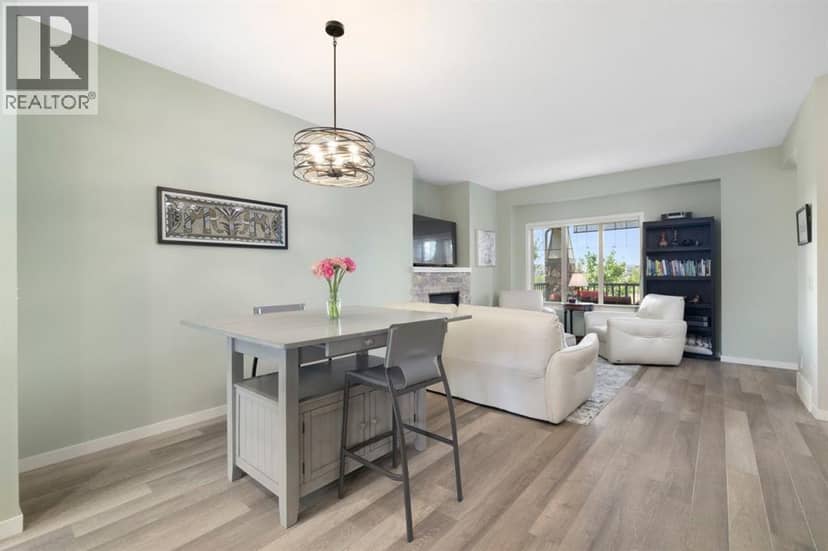 719 Mahogany Boulevard SE — photo 14 of 40