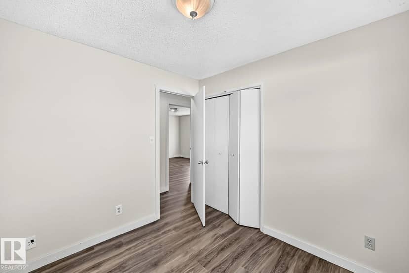 1020 60 ST NW — photo 20 of 40