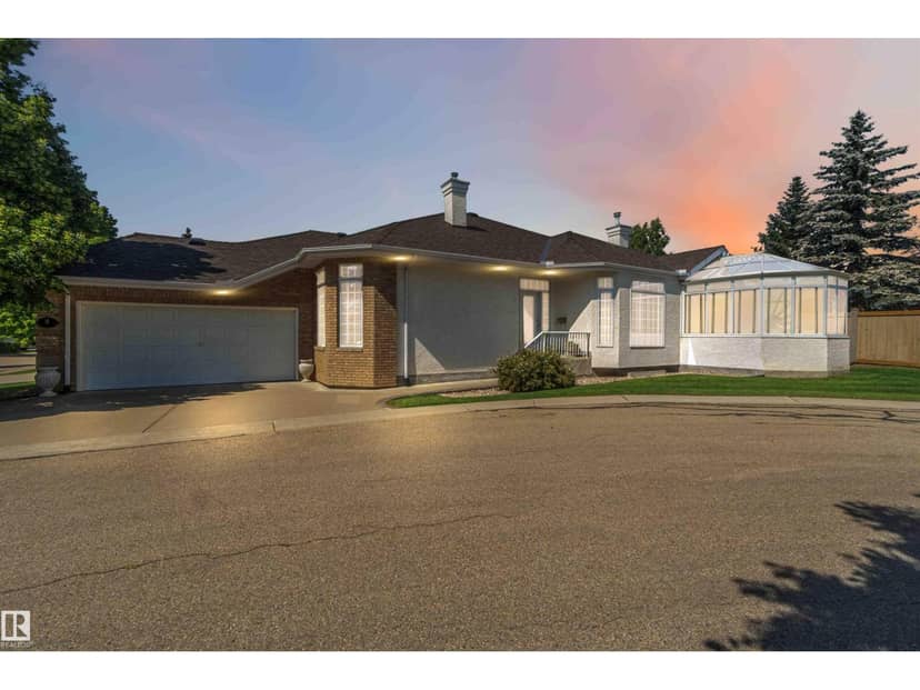 8 Butterworth Pt NW, Edmonton, photo 2