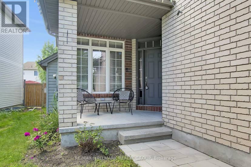 104 Strathcarron Crescent, Ottawa, photo 3