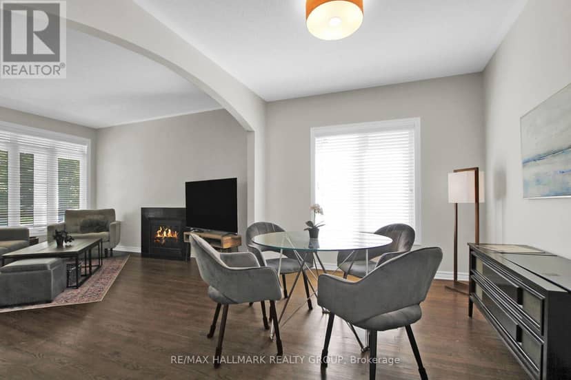 104 Strathcarron Crescent — photo 9 of 40