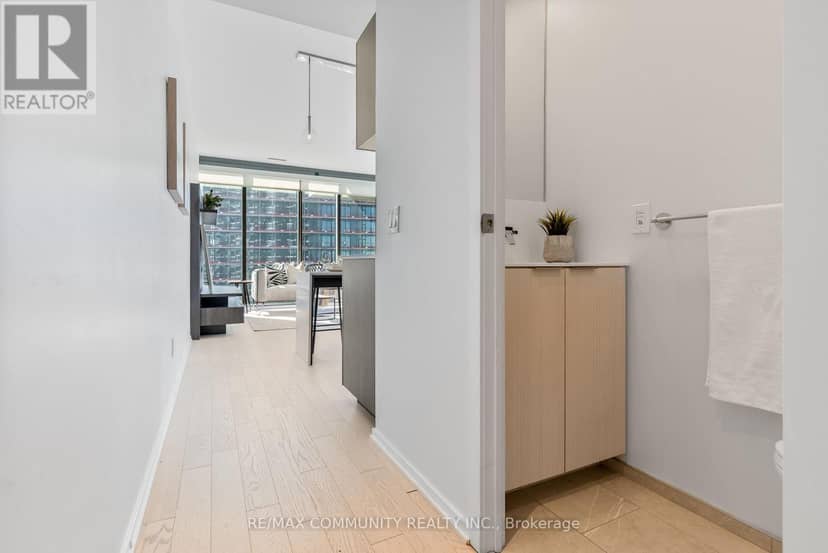 2102 - 16 Bonnycastle Street — photo 10 of 40