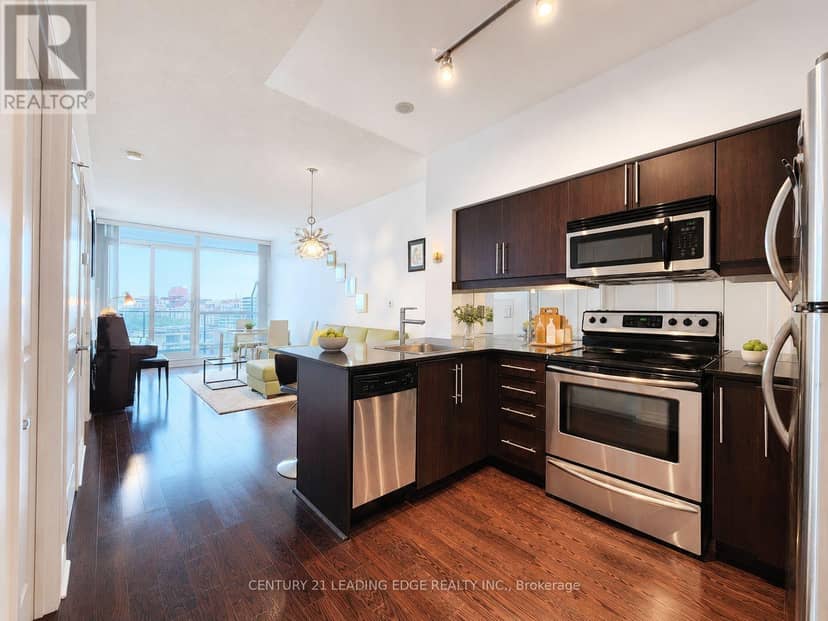 404 - 2885 Bayview Avenue, Toronto