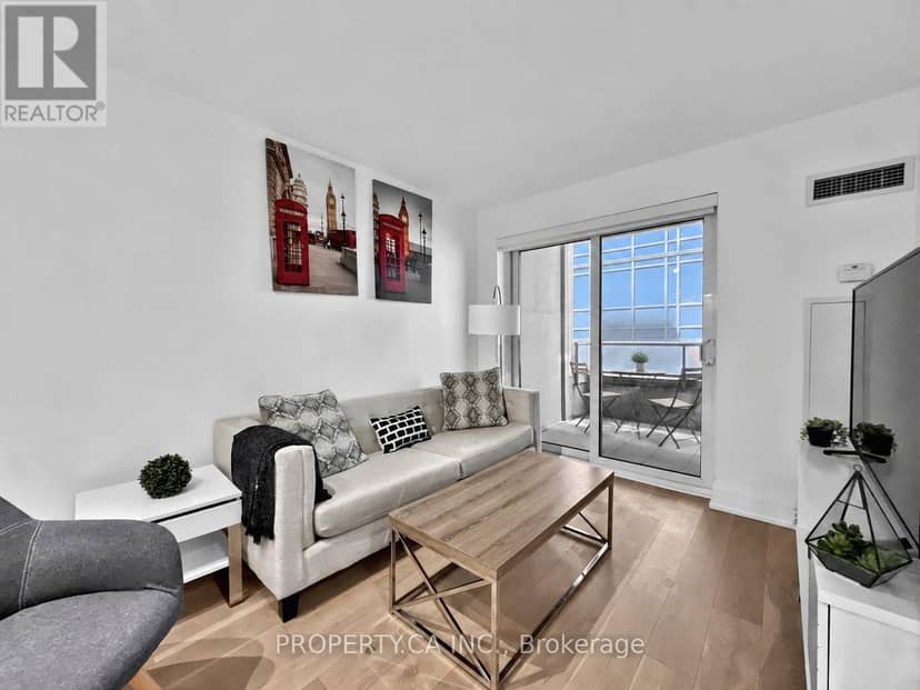 329 - 250 Wellington Street, Toronto, photo 8