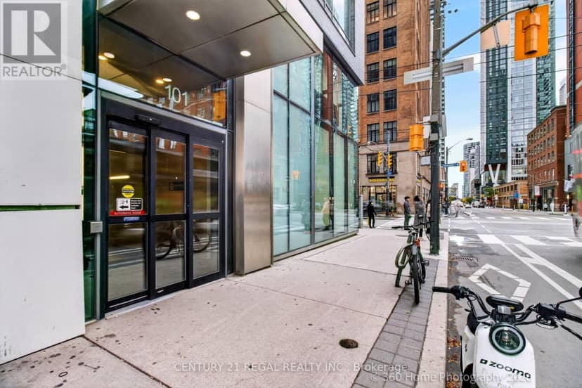 2011 - 101 Peter Street — photo 2 of 25