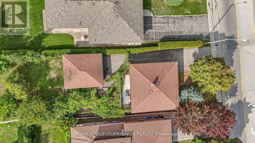 221 Elgin Mills Road W — photo 31 of 40