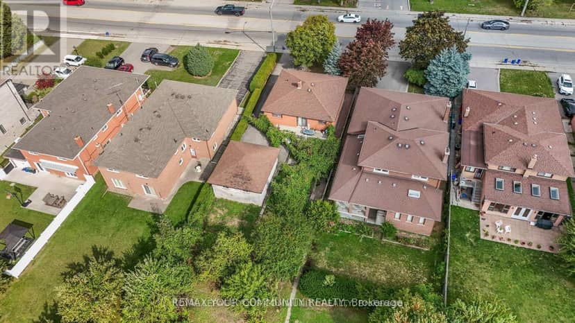 221 Elgin Mills Road W — photo 33 of 40