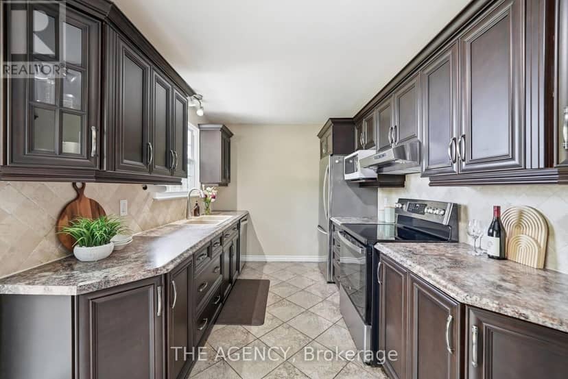 24 Jefferson Road — photo 17 of 40