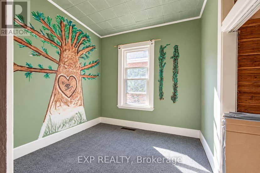 46 Maitland Street — photo 11 of 21