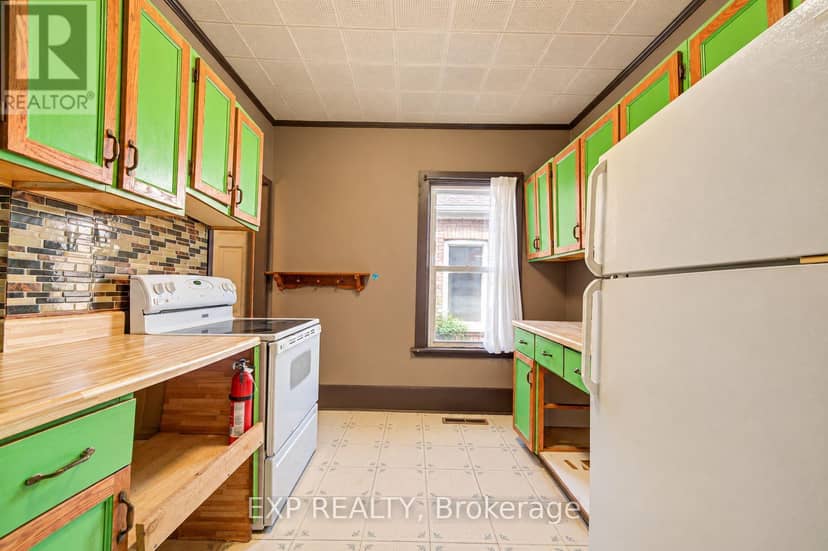 46 Maitland Street, Brantford, photo 8