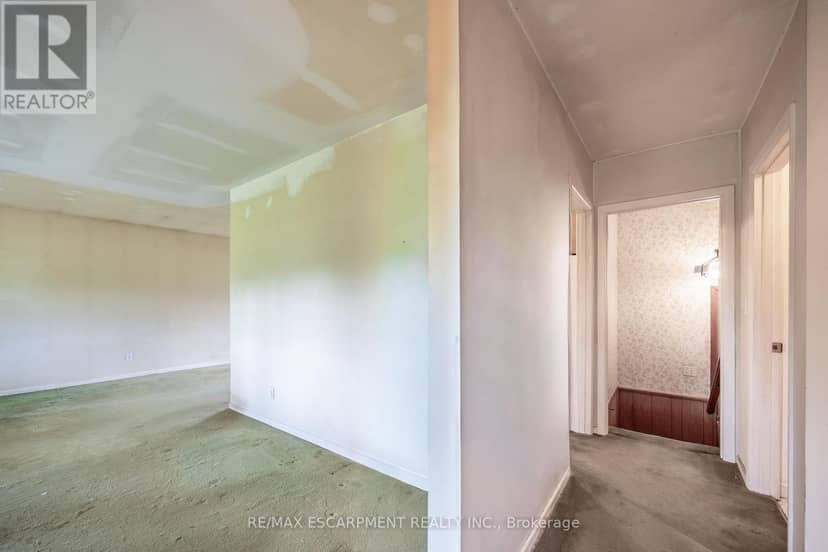 107 Erie Street — photo 10 of 26
