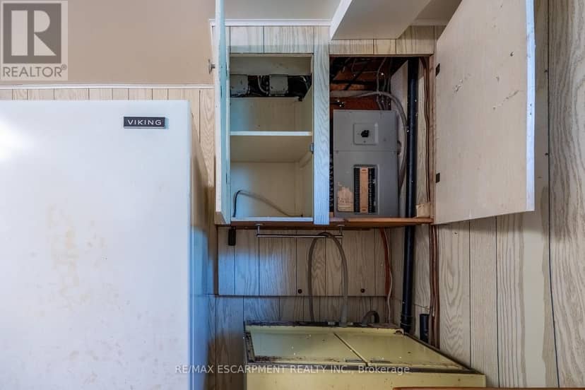 107 Erie Street — photo 22 of 26