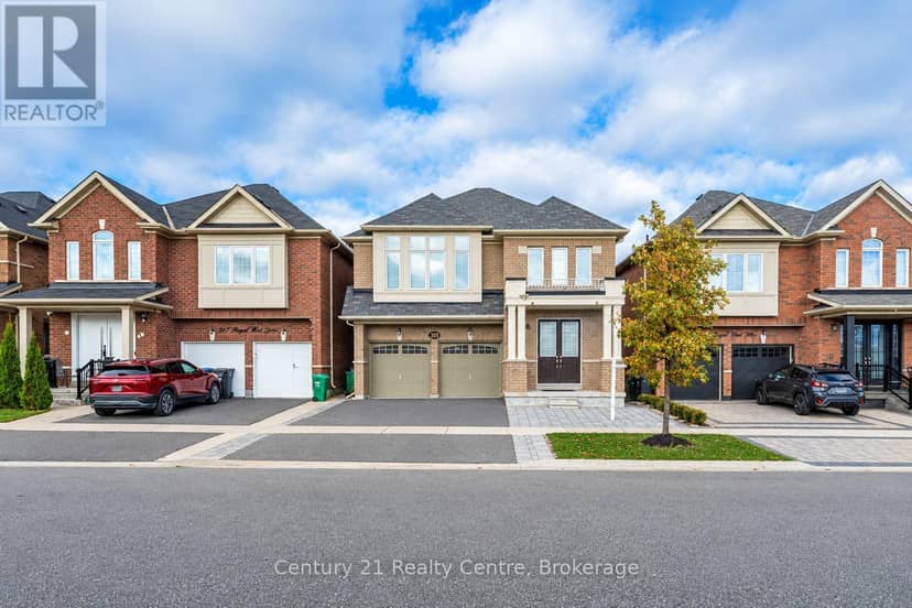 355 Royal West Drive W, Brampton, photo 2
