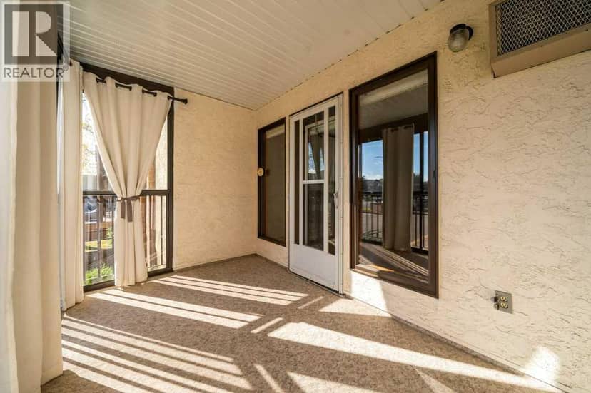 131, 1480 Southview Drive SE — photo 21 of 37