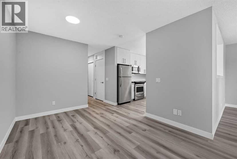 723 55 Avenue SW — photo 23 of 40