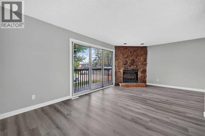 723 55 Avenue SW — photo 25 of 40