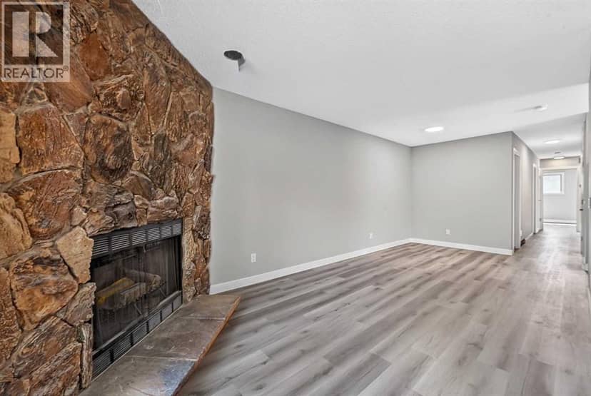 723 55 Avenue SW — photo 27 of 40