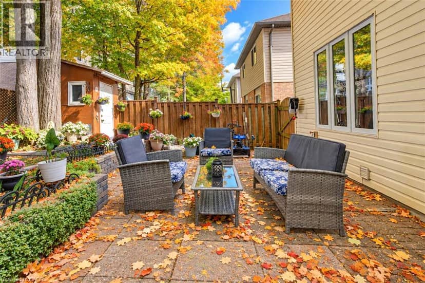 327 OPRINGTON Place — photo 15 of 36